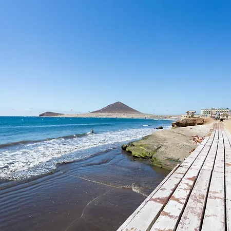 Home2book Charming Sea Breeze Medano شقة
